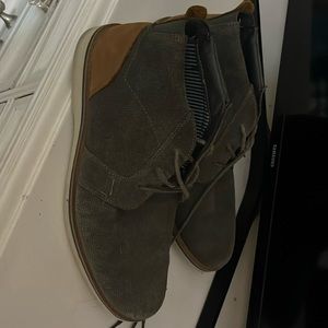 Men’s Shoes Size 11